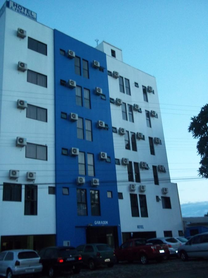 Hotel J Ferarrini Chapecó Екстериор снимка